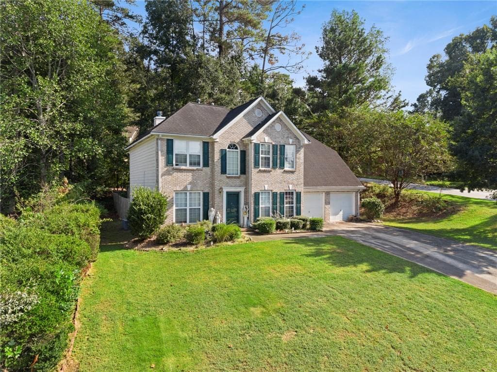 3 bedroom, 3 bathroom, 2,156 sq ft single family residence for sale at 6833 Wynmeadow, Stone Mountain, GA 30087 — photo 2