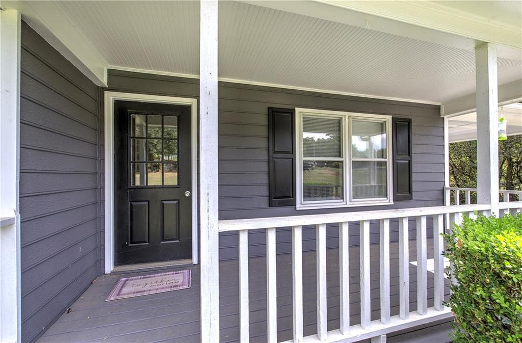3 bedroom, 2 bathroom, 1,072 sq ft single family residence for sale at 21 Winter Wood Court, Taylorsville, GA 30178 — photo 3