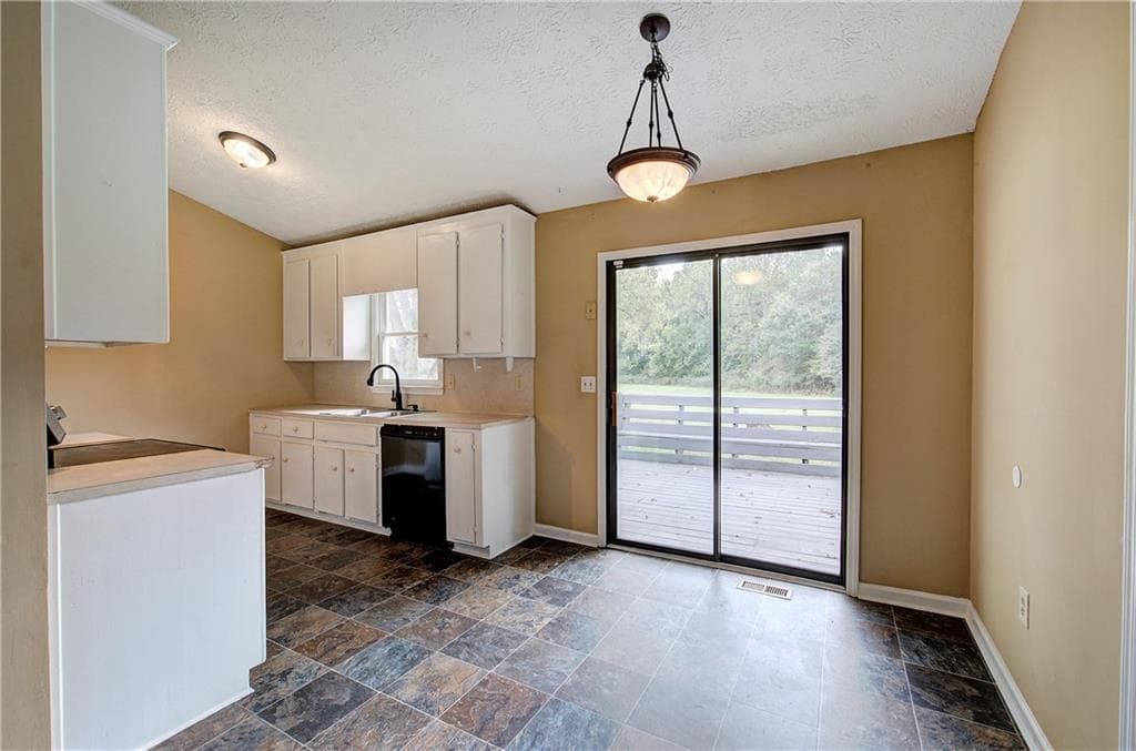 3 bedroom, 2 bathroom, 1,072 sq ft single family residence for sale at 21 Winter Wood Court, Taylorsville, GA 30178 — photo 10