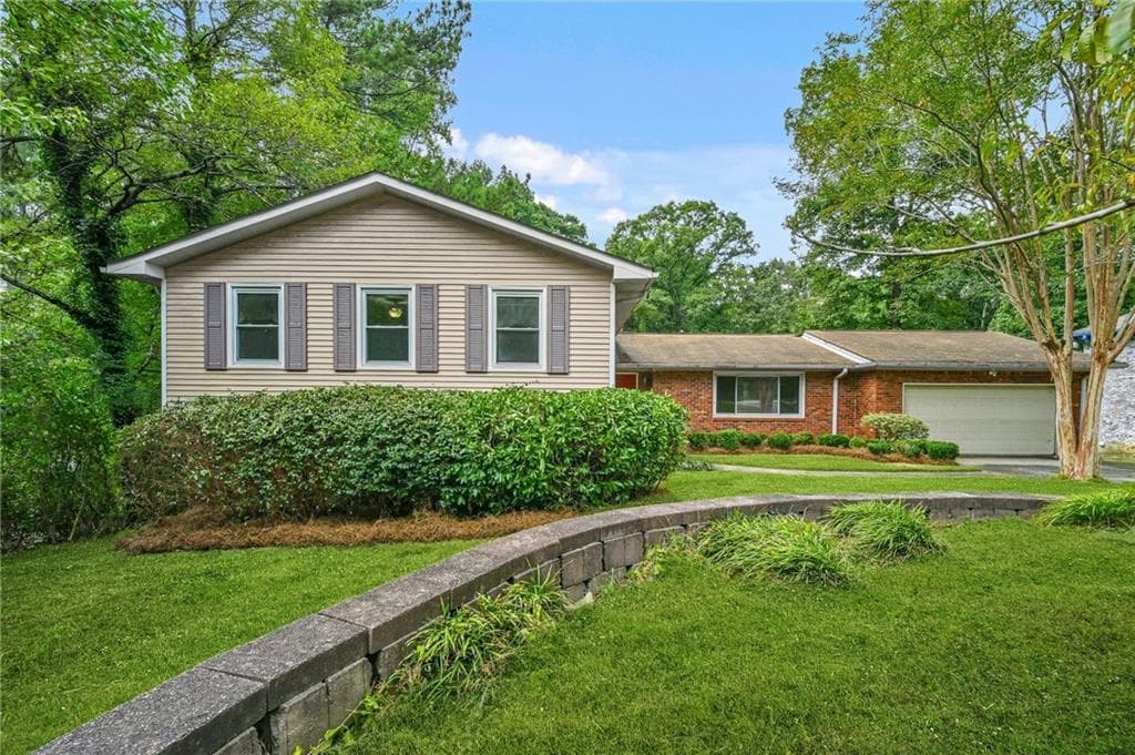5 bedroom, 3 bathroom, 2,894 sq ft single family residence for sale at 2145 Datona Drive, South Fulton, GA 30331