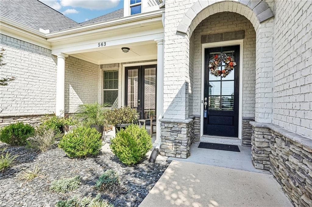 4 bedroom, 3 bathroom, 2,814 sq ft single family residence for sale at 563 Claremorris Trace, Powder Springs, GA 30127 — photo 3