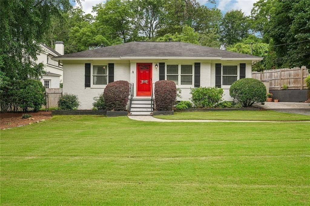 3 bedroom, 2 bathroom, 1,649 sq ft single family residence for sale at 1631 Fearn Circle, Brookhaven, GA 30319