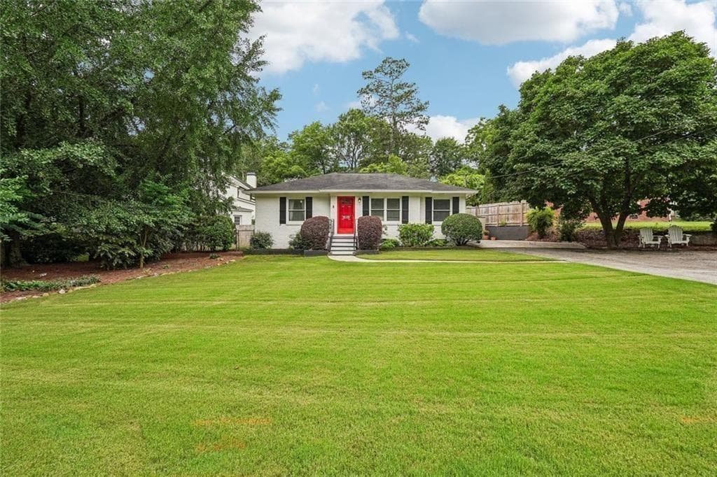 3 bedroom, 2 bathroom, 1,649 sq ft single family residence for sale at 1631 Fearn Circle, Brookhaven, GA 30319 — photo 2