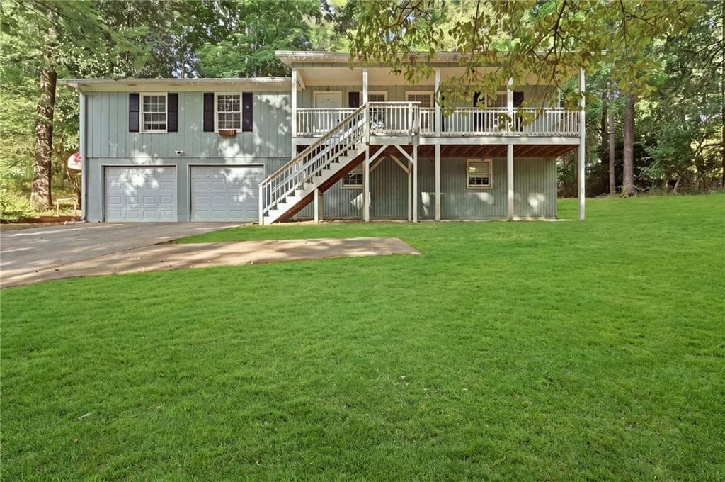 4 bedroom, 2 bathroom, 2,218 sq ft single family residence for sale at 951 Hickory View Court, Marietta, GA 30064 — photo 1 of 36