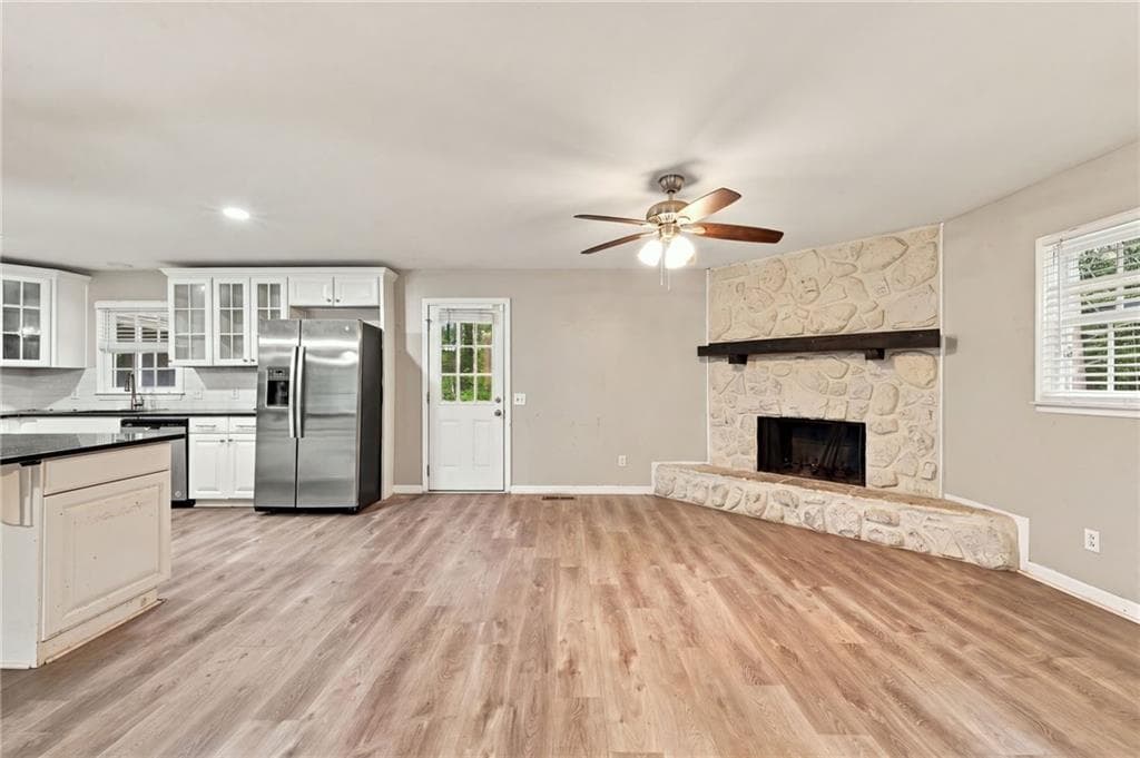 4 bedroom, 2 bathroom, 2,218 sq ft single family residence for sale at 951 Hickory View Court, Marietta, GA 30064 — photo 5