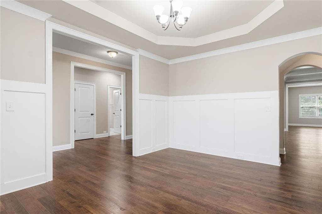 4 bedroom, 3 bathroom, 3,331 sq ft single family residence for sale at 6130 Arlington Circle, Cumming, GA 30041 — photo 7