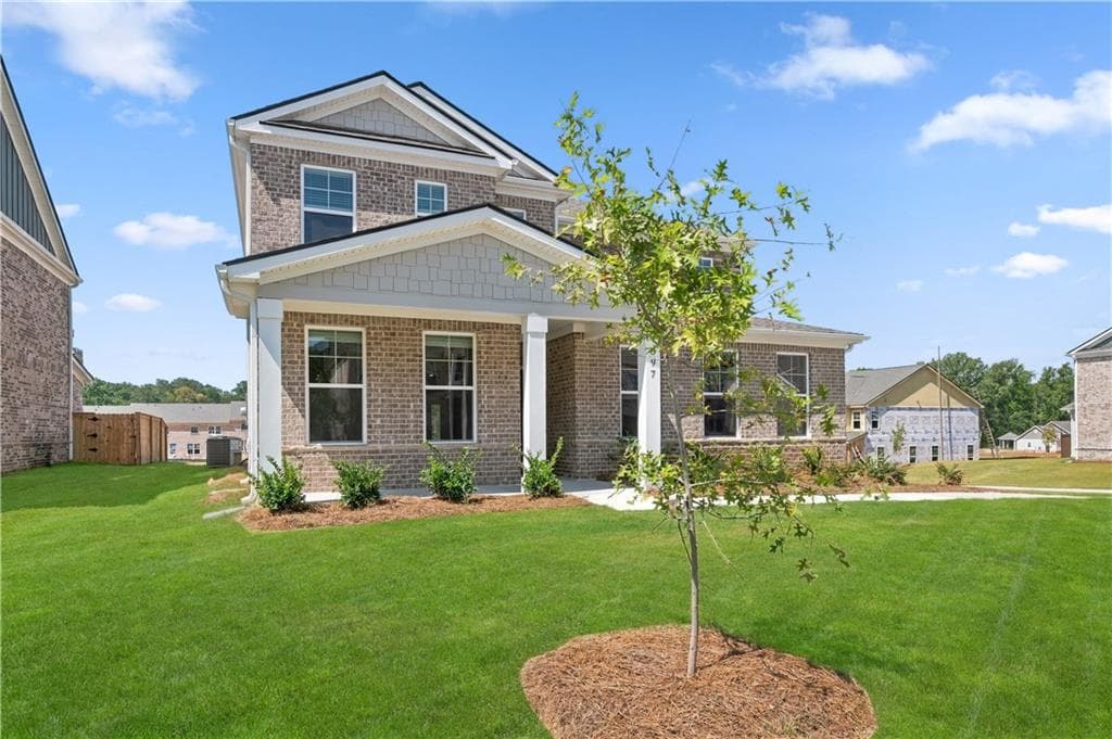 4 bedroom, 3 bathroom, 2,692 sq ft single family residence for sale at 397 Enchanted Springs Court, Mcdonough, GA 30253 — photo 2