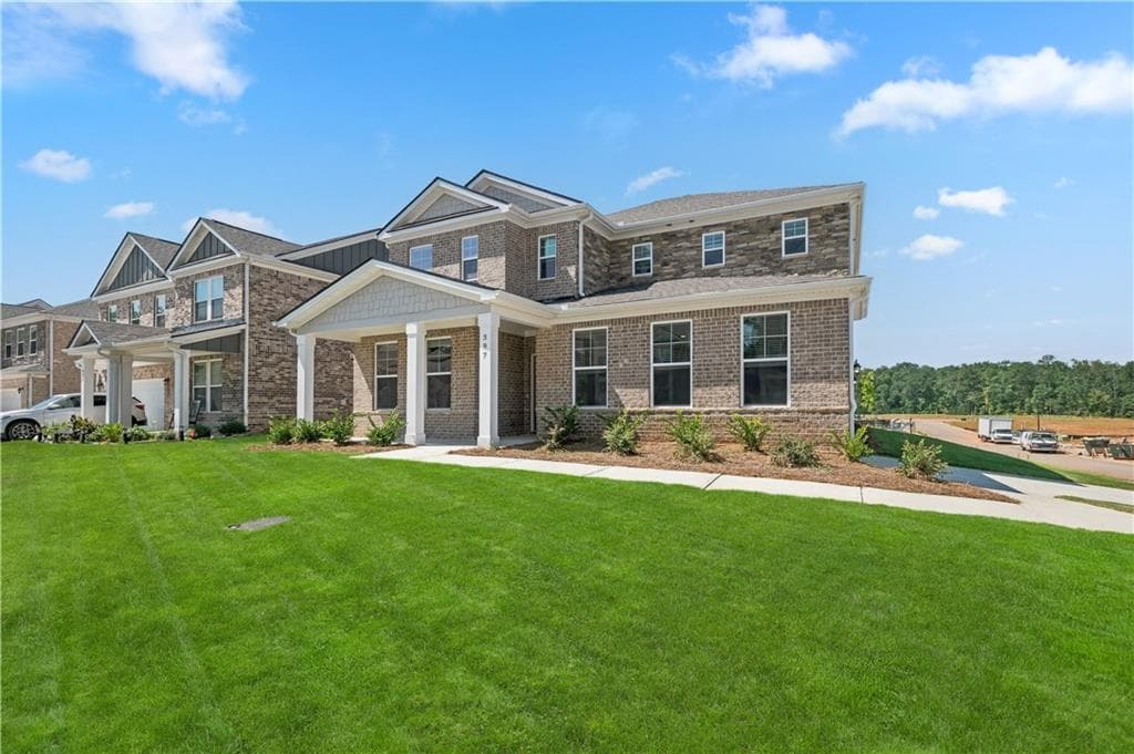4 bedroom, 3 bathroom, 2,692 sq ft single family residence for sale at 397 Enchanted Springs Court, Mcdonough, GA 30253 — photo 3