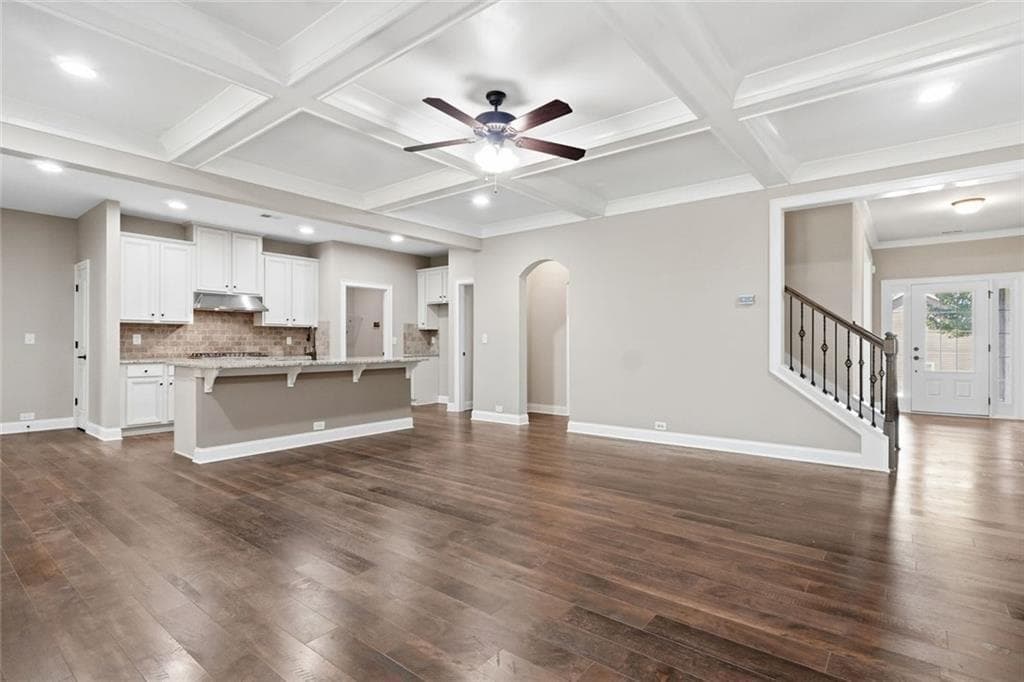 4 bedroom, 3 bathroom, 3,331 sq ft single family residence for sale at 6130 Arlington Circle, Cumming, GA 30041 — photo 10