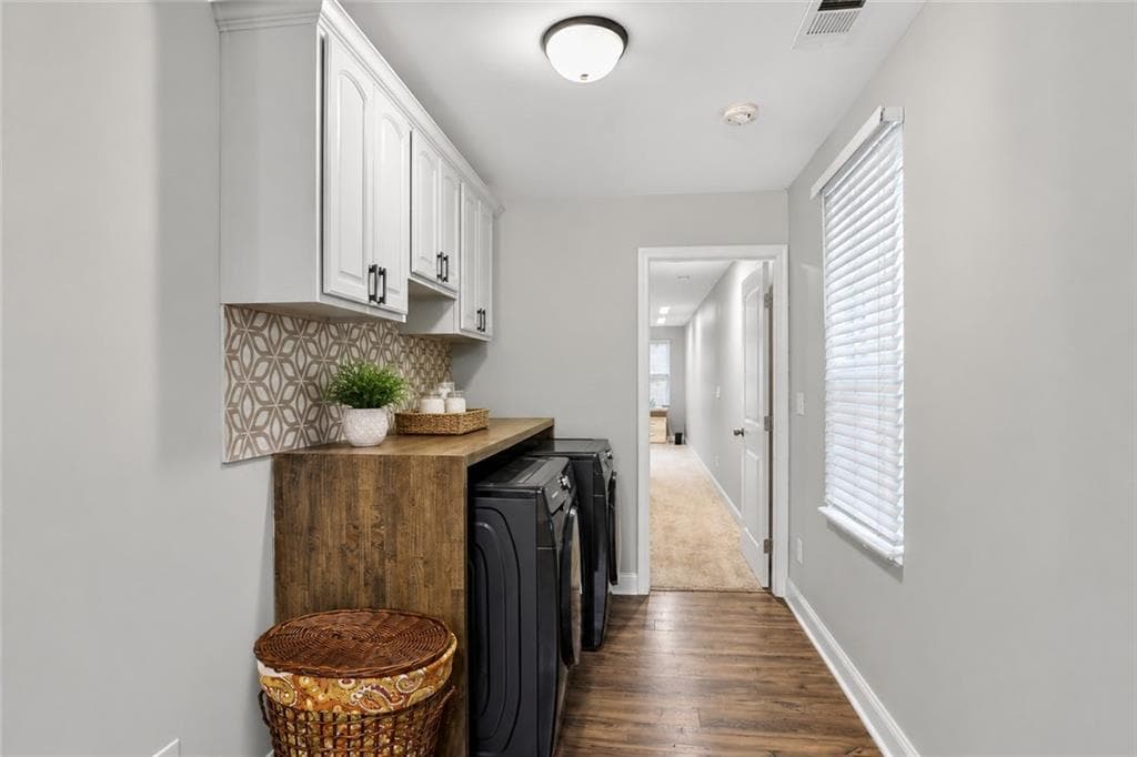 3 bedroom, 2 bathroom, 1,418 sq ft single family residence for sale at 1963 Headland Drive, East Point, GA 30344 — photo 10