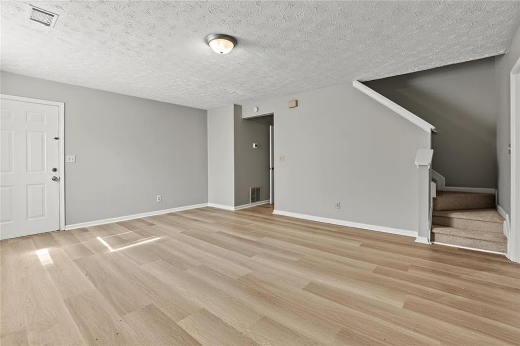 3 bedroom, 3 bathroom, 1,608 sq ft townhouse for sale at 4849 Wuthering Way, Norcross, GA 30093 — photo 10