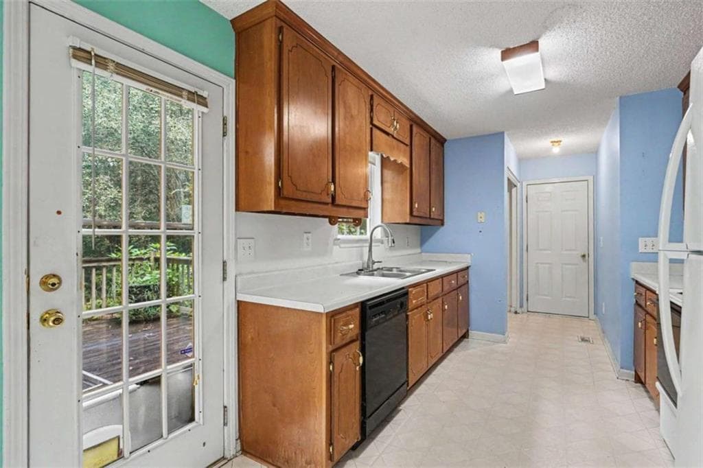 3 bedroom, 2 bathroom, 1,242 sq ft single family residence for sale at 58 S Singley Drive, Locust Grove, GA 30248 — photo 10