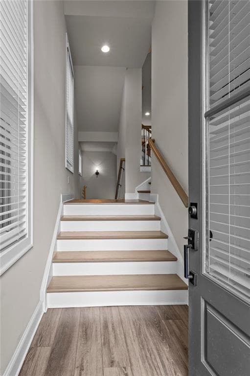 4 bedroom, 4 bathroom, 2,302 sq ft townhouse for sale at 1402 Wisteria Wall Drive, Suwanee, GA 30024 — photo 3