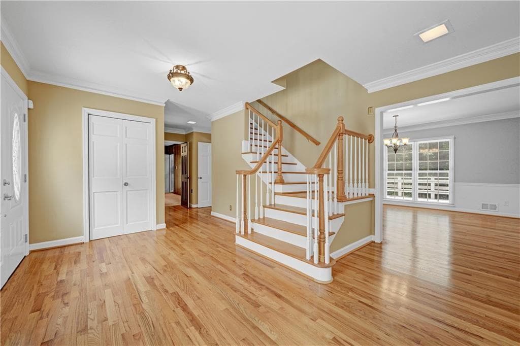 5 bedroom, 6 bathroom, 4,815 sq ft single family residence for sale at 8180 Tynecastle Drive, Sandy Springs, GA 30350 — photo 4