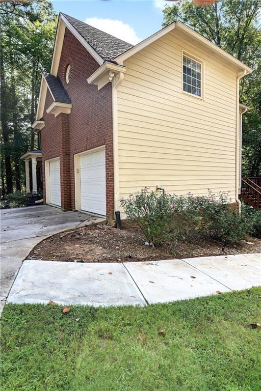 5 bedroom, 3 bathroom, 2,973 sq ft single family residence for sale at 4912 Chimney Oaks Drive, Mableton, GA 30126 — photo 2