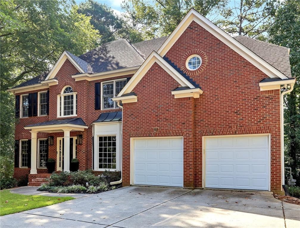 5 bedroom, 3 bathroom, 2,973 sq ft single family residence for sale at 4912 Chimney Oaks Drive, Mableton, GA 30126 — photo 3