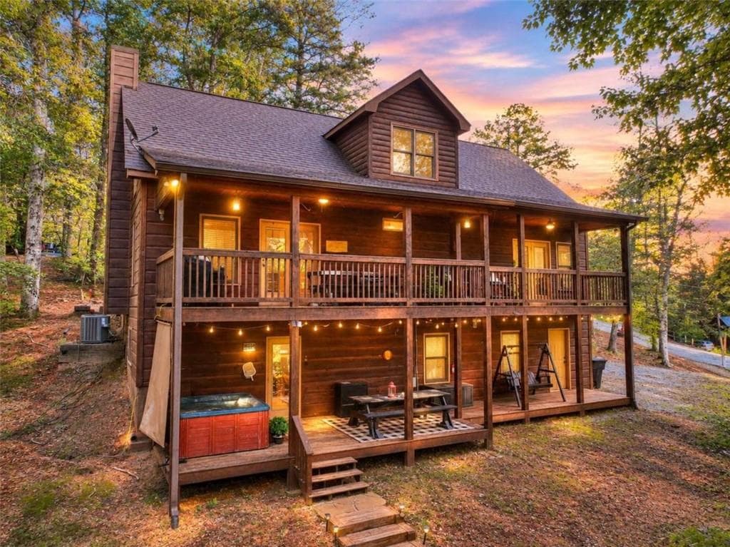4 bedroom, 3 bathroom, 3,237 sq ft single family residence for sale at 1503 Garnet Drive, Ellijay, GA 30540 — photo 2