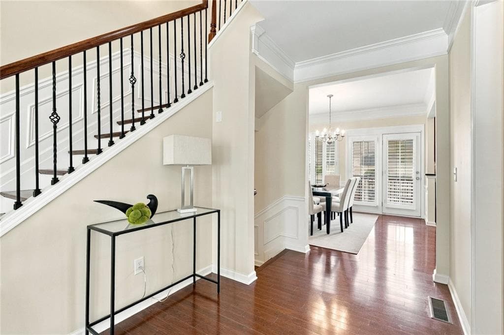 3 bedroom, 4 bathroom, 2,328 sq ft townhouse for sale at 3426 Triview Square, Atlanta, GA 30339 — photo 7