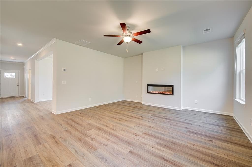5 bedroom, 3 bathroom, 3,054 sq ft single family residence for sale at 672 Leafy Branch Way, Mcdonough, GA 30253 — photo 8