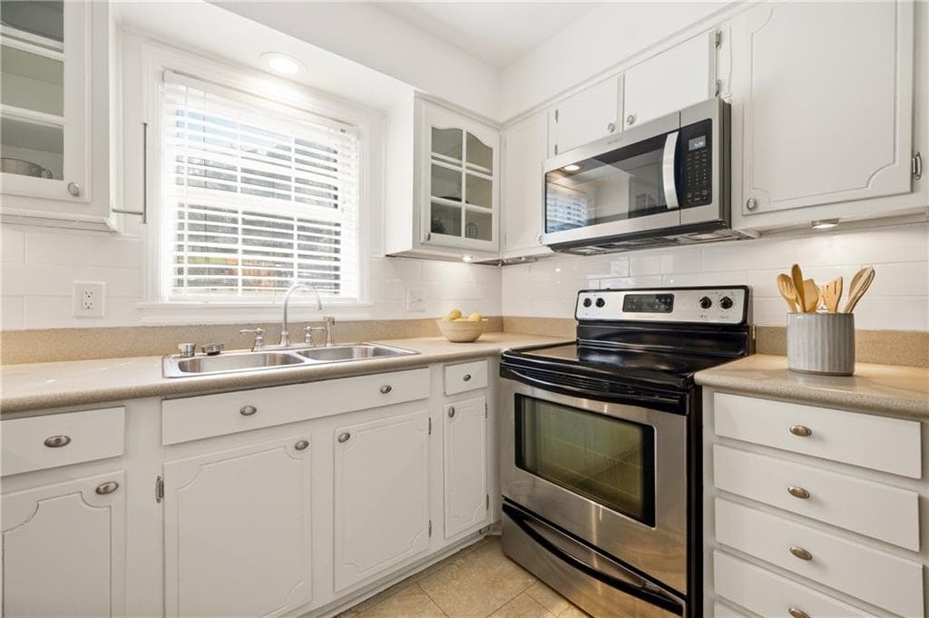 2 bedroom, 2 bathroom, 1,127 sq ft condominium for sale at 73 Montre Square, Atlanta, GA 30327 — photo 10