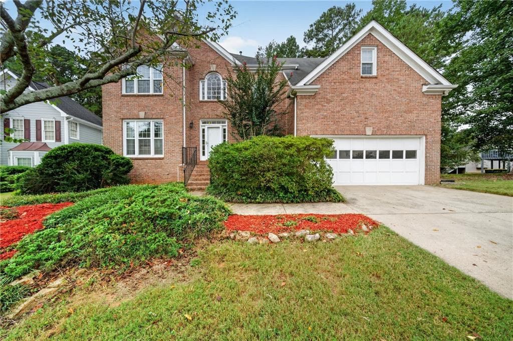 4 bedroom, 3 bathroom, 2,417 sq ft single family residence for sale at 136 Championship Court, Fayetteville, GA 30215
