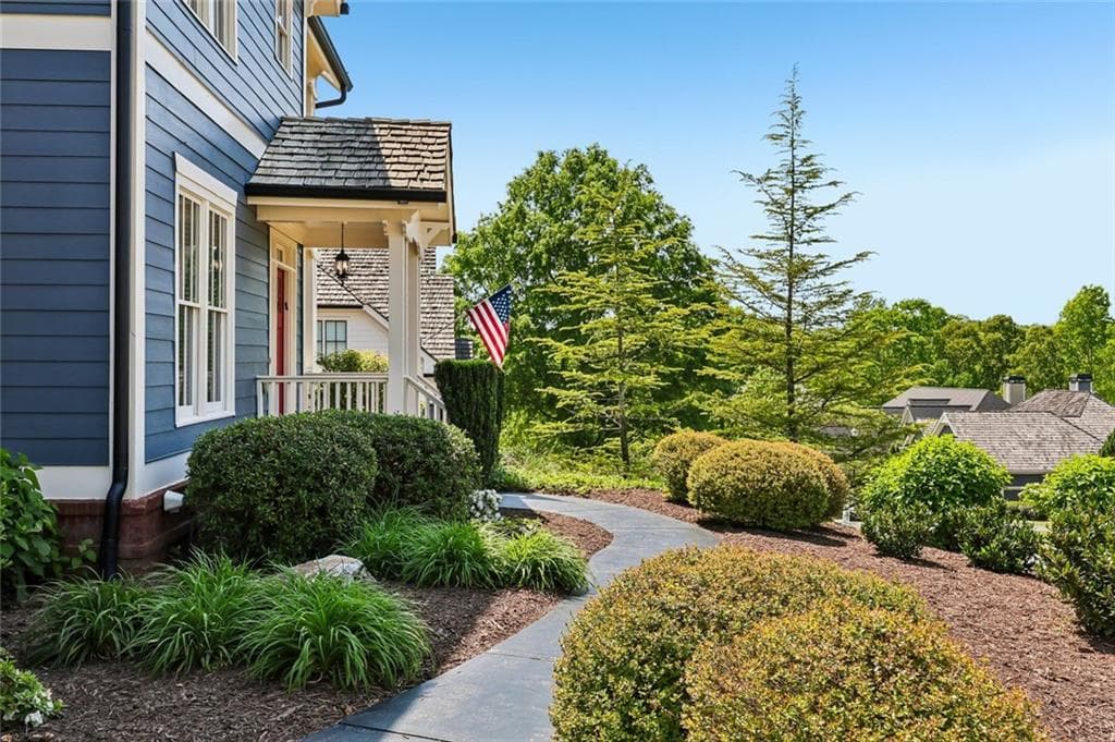 5 bedroom, 4 bathroom, 2,989 sq ft single family residence for sale at 18 Stoneridge Court, Dawsonville, GA 30534 — photo 5