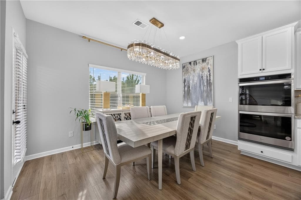 4 bedroom, 3 bathroom, 2,592 sq ft single family residence for rent at 4903 Elm Leaf Drive, Atlanta, GA 30331 for $3,250 a month — photo 9