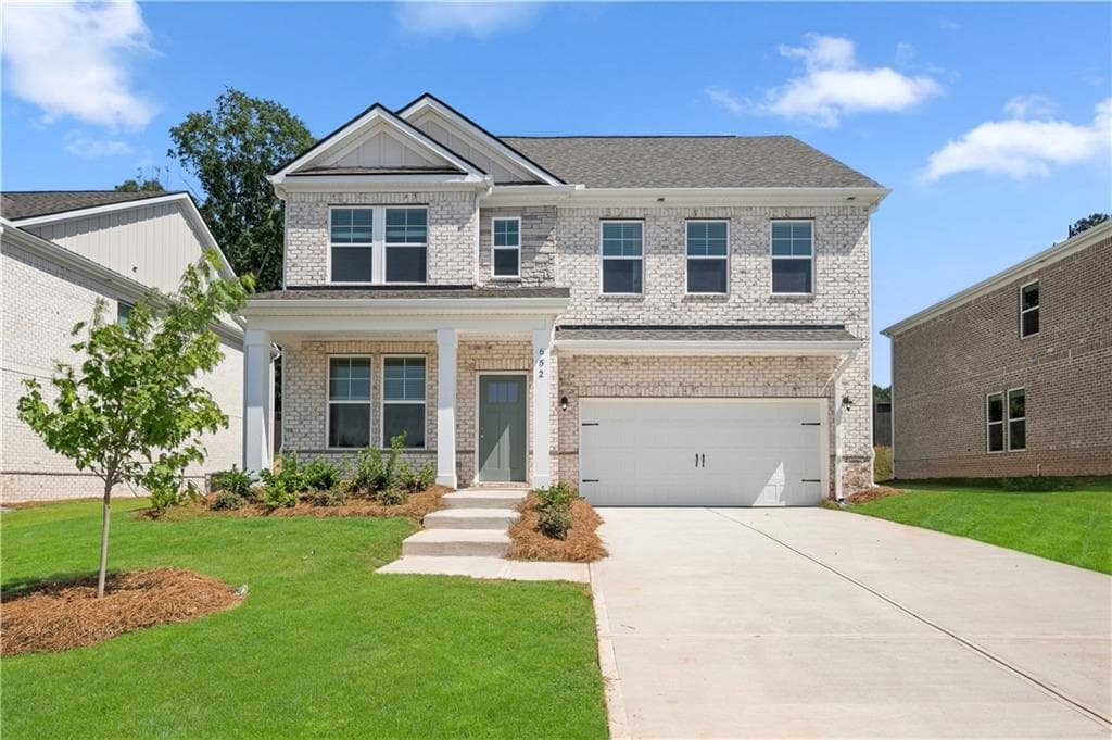 4 bedroom, 4 bathroom, 2,825 sq ft single family residence for sale at 652 Leafy Branch Way, Mcdonough, GA 30253
