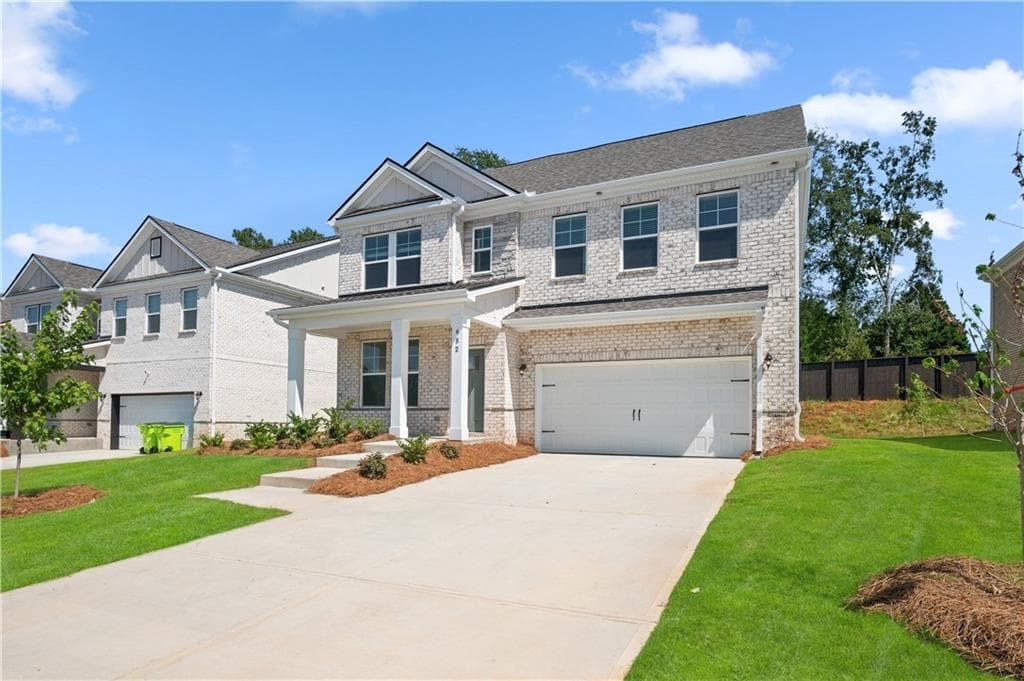 4 bedroom, 4 bathroom, 2,825 sq ft single family residence for sale at 652 Leafy Branch Way, Mcdonough, GA 30253 — photo 2