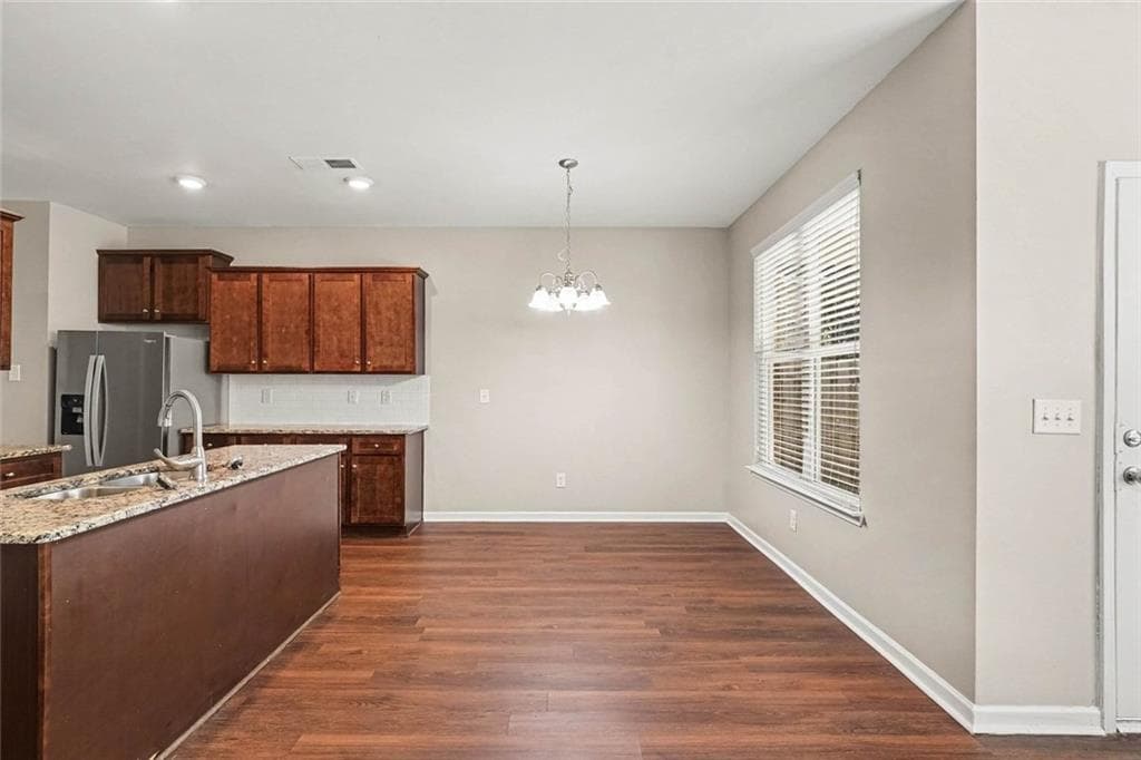 4 bedroom, 3 bathroom, 2,332 sq ft single family residence for sale at 292 Rankin Circle, Mcdonough, GA 30253 — photo 7