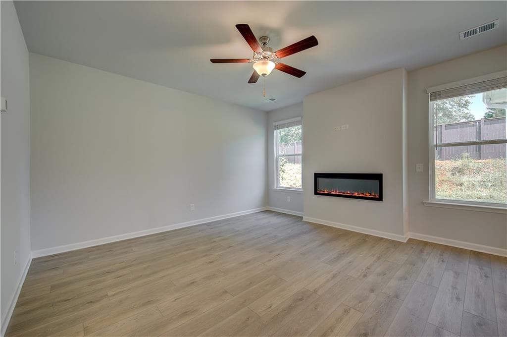 4 bedroom, 4 bathroom, 2,825 sq ft single family residence for sale at 652 Leafy Branch Way, Mcdonough, GA 30253 — photo 9