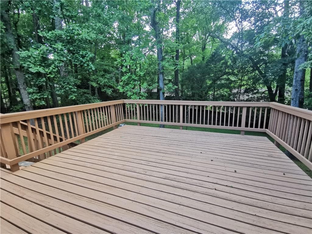 4 bedroom, 2 bathroom, 1,744 sq ft single family residence for rent at 250 Sheringham Drive, Roswell, GA 30076 for $2,495 a month — photo 8