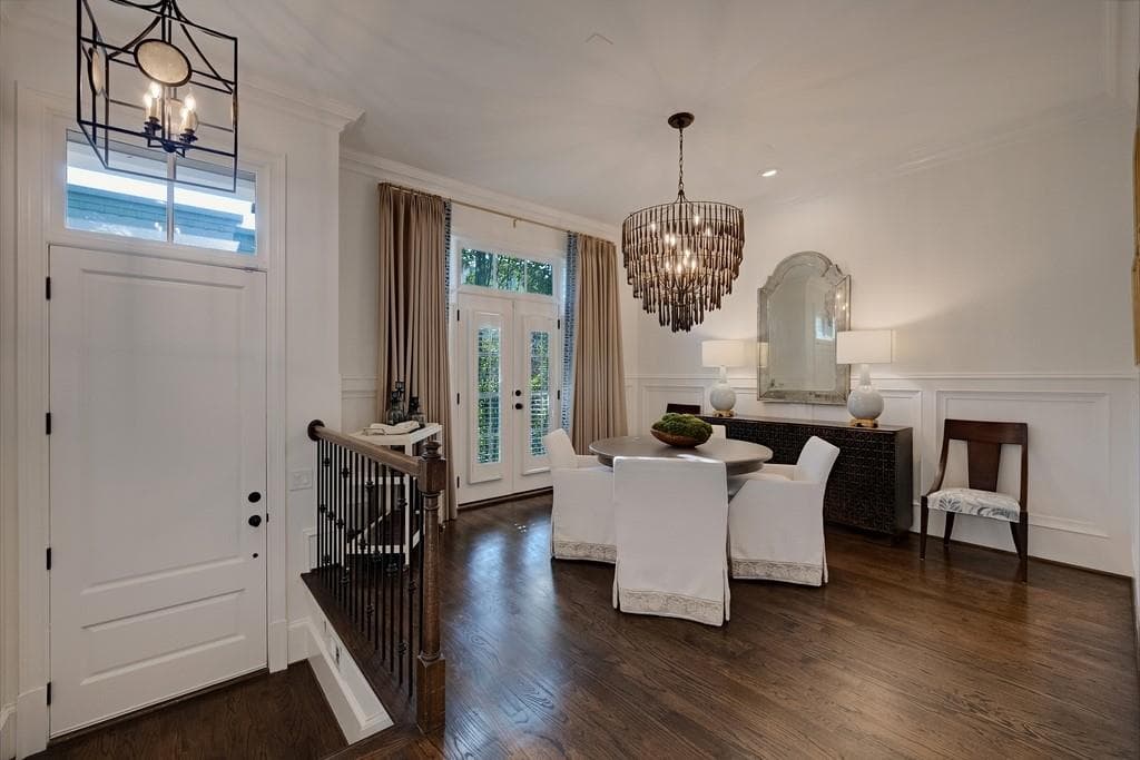 3 bedroom, 4 bathroom, 2,052 sq ft townhouse for sale at 3574 Roswell Road, Atlanta, GA 30305 — photo 5