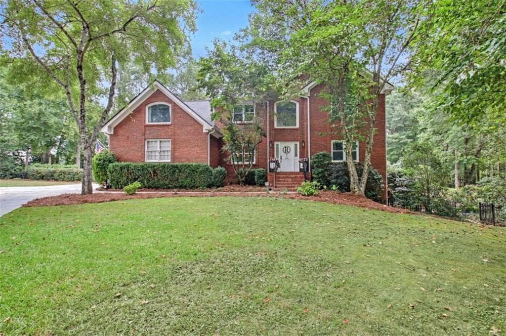 5 bedroom, 6 bathroom, 5,085 sq ft single family residence for sale at 200 Acton Drive, Fayetteville, GA 30215 — photo 2