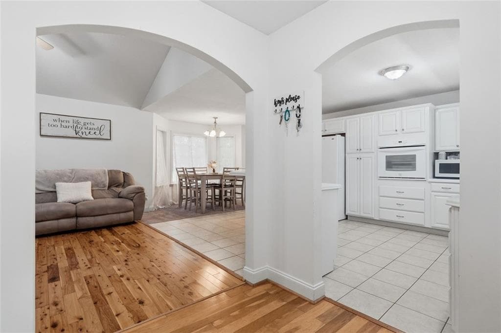 4 bedroom, 3 bathroom, 2,105 sq ft single family residence for sale at 84 Barker Trail Road, Cleveland, GA 30528 — photo 4