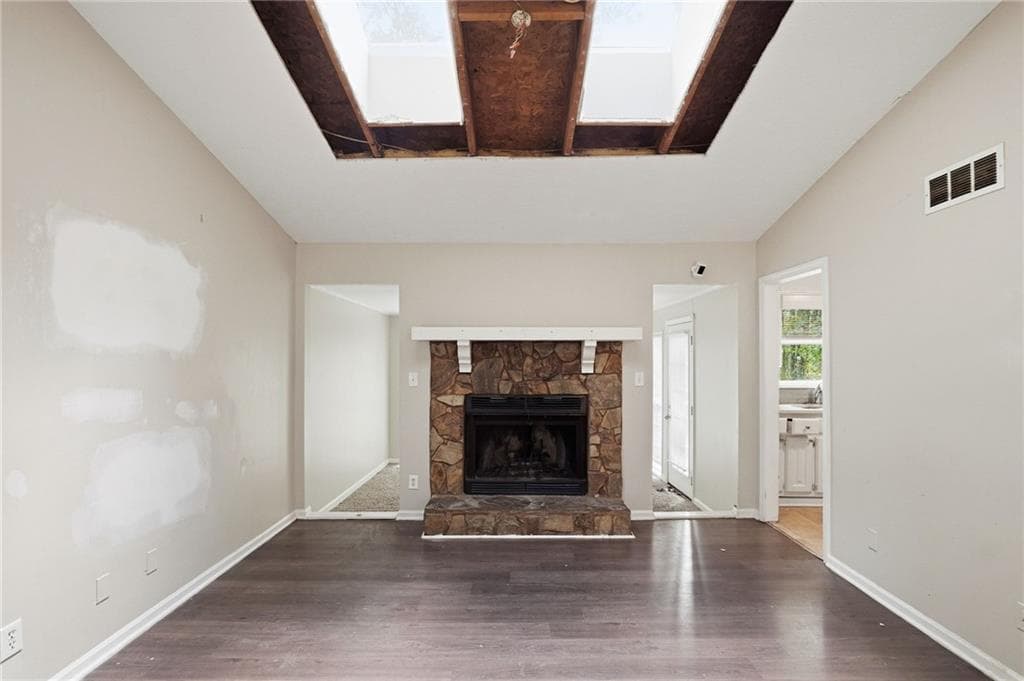 4 bedroom, 3 bathroom, 1,327 sq ft single family residence for sale at 732 Harness Court, Lithonia, GA 30058 — photo 3
