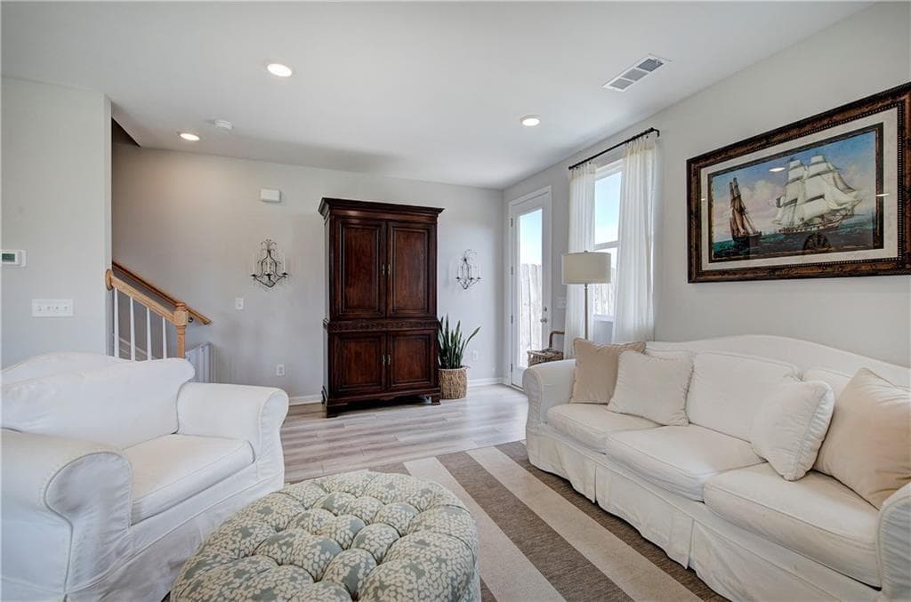 3 bedroom, 3 bathroom, 1,656 sq ft townhouse for sale at 116 Park Ridge Circle, Cartersville, GA 30120 — photo 9