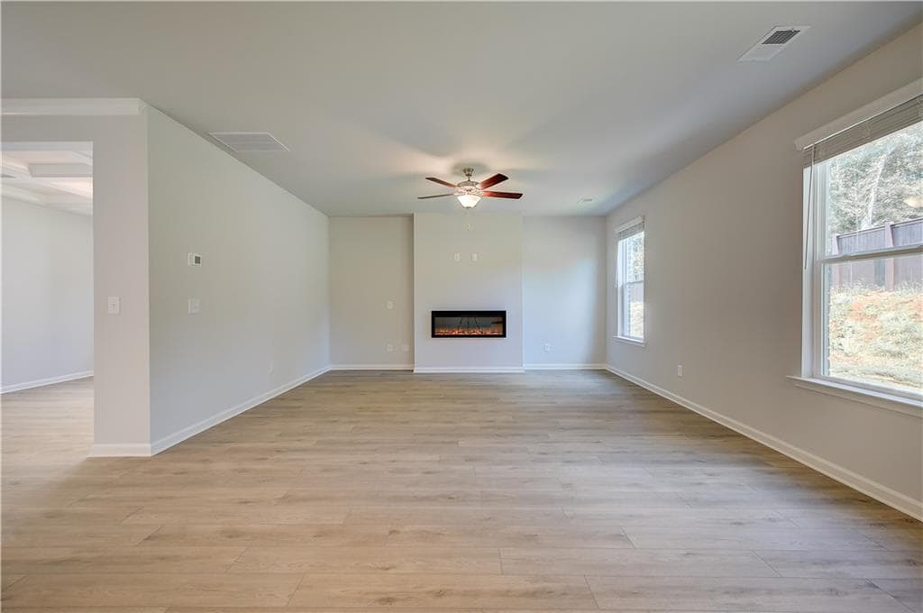5 bedroom, 3 bathroom, 3,054 sq ft single family residence for sale at 648 Leafy Branch Way, Mcdonough, GA 30253 — photo 9
