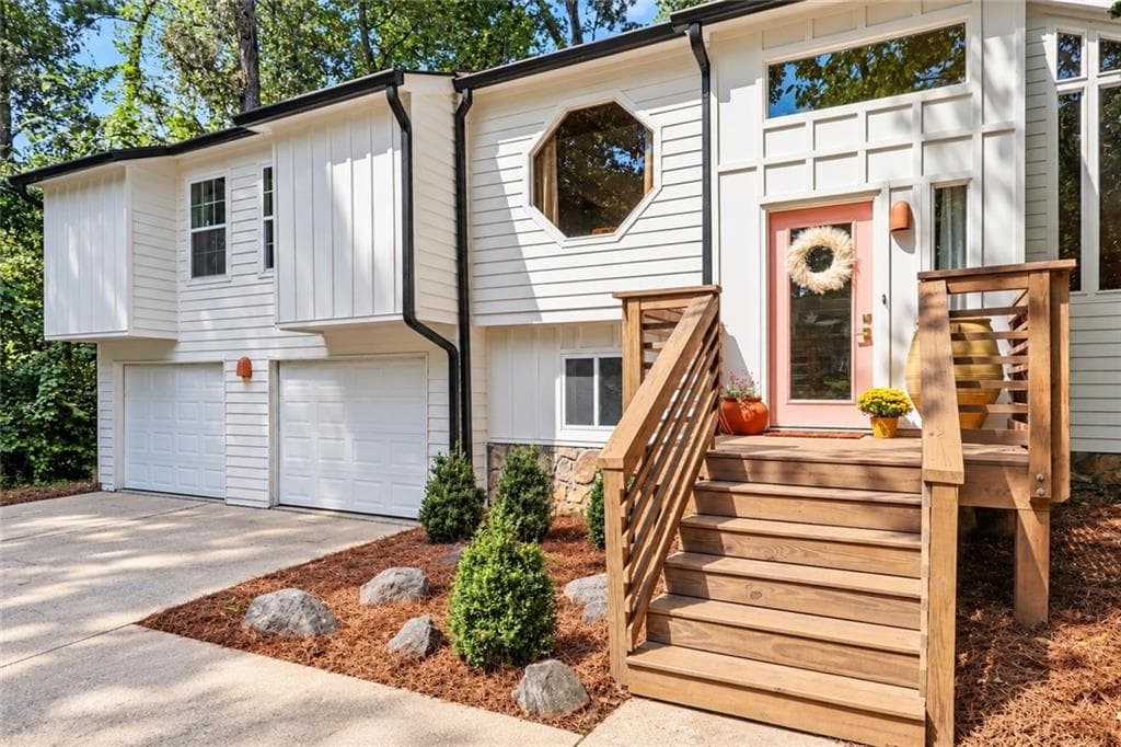 4 bedroom, 3 bathroom, 2,000 sq ft single family residence for sale at 743 Starmist Court, Kennesaw, GA 30144 — photo 2