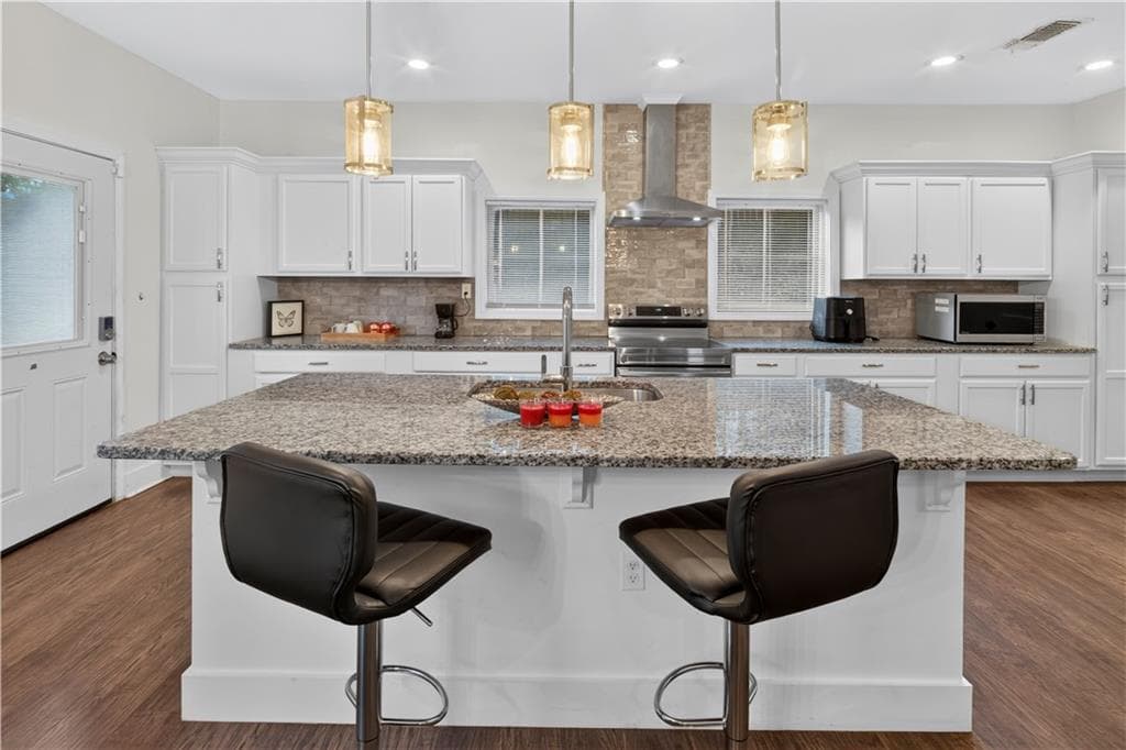 4 bedroom, 3 bathroom, 2,665 sq ft single family residence for sale at 319 Lawton Street, Atlanta, GA 30310 — photo 5