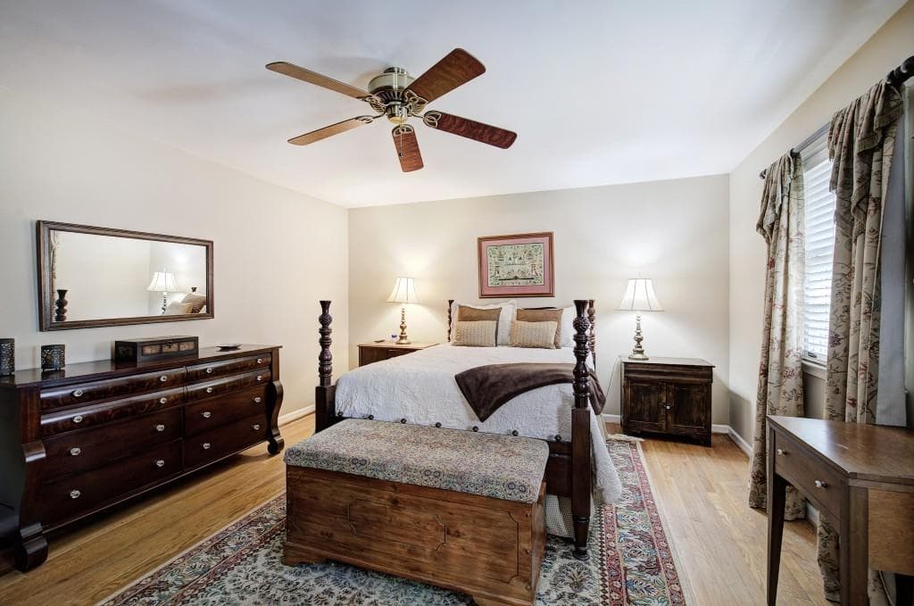 4 bedroom, 3 bathroom, 2,290 sq ft single family residence for sale at 2747 Pinestream Drive, Marietta, GA 30068 — photo 6