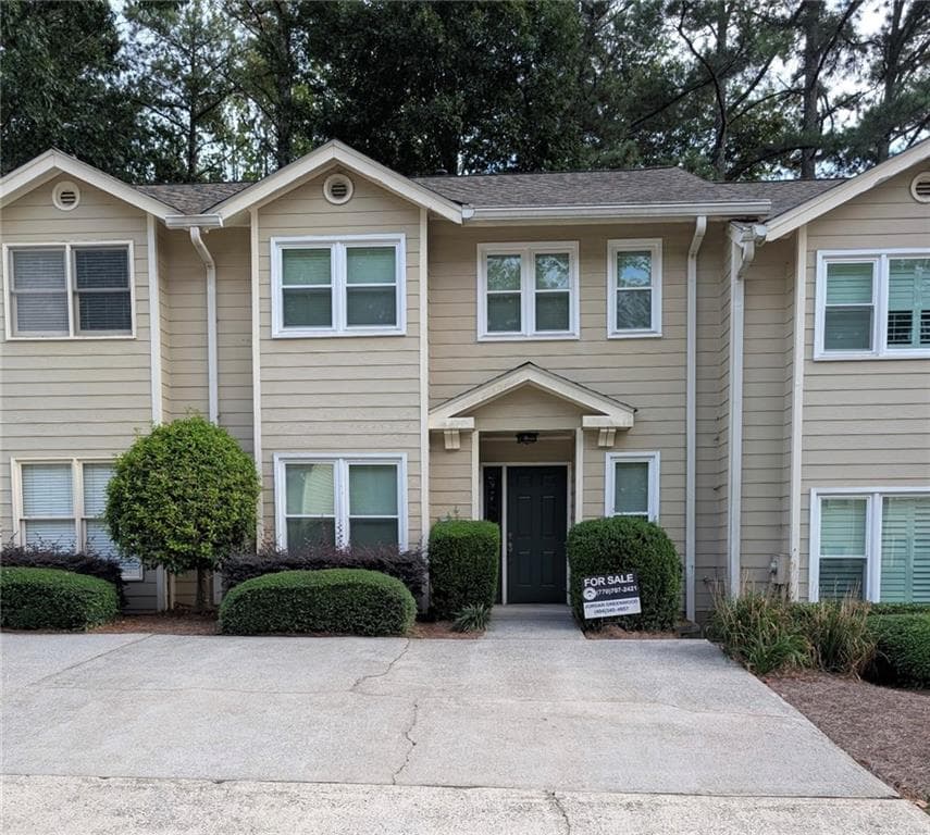 2 bedroom, 3 bathroom, 1,573 sq ft townhouse for sale at 230 Peachtree Hollow Court, Atlanta, GA 30328 — photo 1 of 17