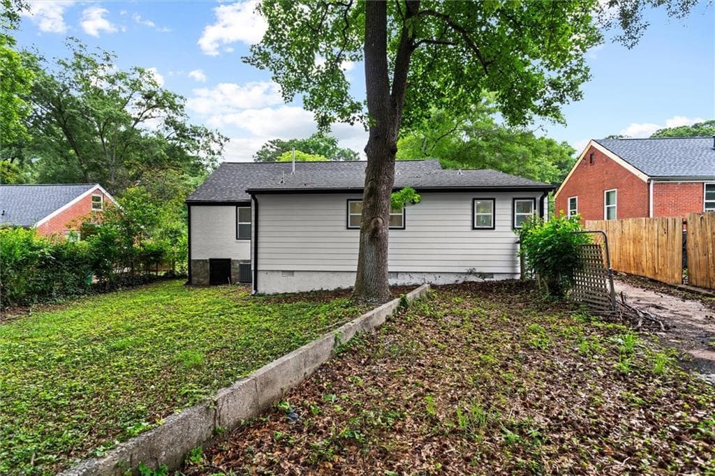 3 bedroom, 2 bathroom, 1,518 sq ft single family residence for sale at 1939 Willa Drive, Decatur, GA 30032 — photo 8