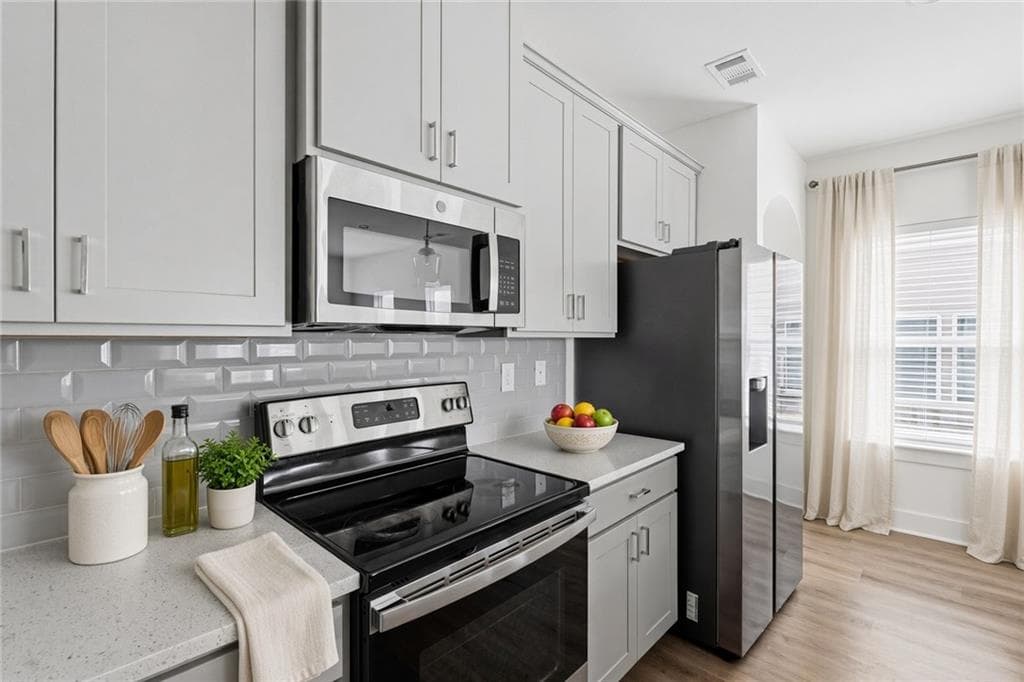 3 bedroom, 3 bathroom, 1,495 sq ft townhouse for rent at 5797 Calle Vista Drive, Lithonia, GA 30058 for $2,195 a month — photo 9