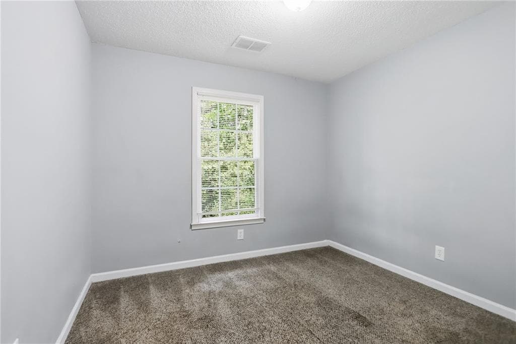 3 bedroom, 2 bathroom, 1,484 sq ft single family residence for sale at 5565 Westberry Lane, Norcross, GA 30071 — photo 10