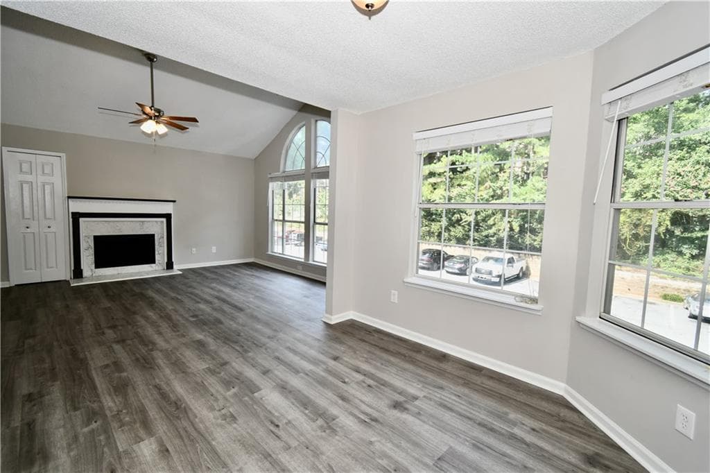 3 bedroom, 2 bathroom, 950 sq ft condominium for rent at 1101 Sandy Lane Drive, Johns Creek, GA 30022 for $1,825 a month — photo 7