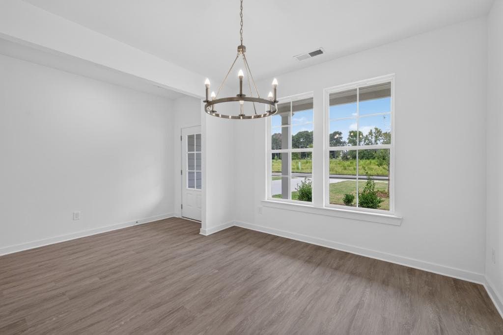 4 bedroom, 3 bathroom, 2,159 sq ft single family residence for sale at 384 Crimson Feather Drive, Jefferson, GA 30549 — photo 9
