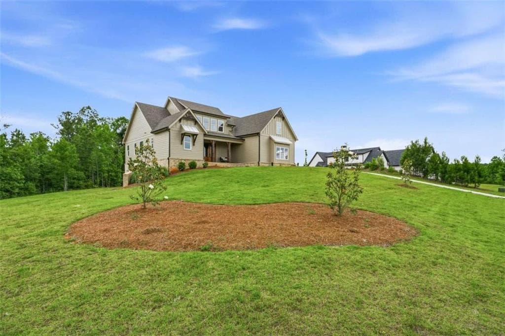 5 bedroom, 4 bathroom, 3,300 sq ft single family residence for sale at 119 Fernbank Way, Newnan, GA 30265 — photo 2