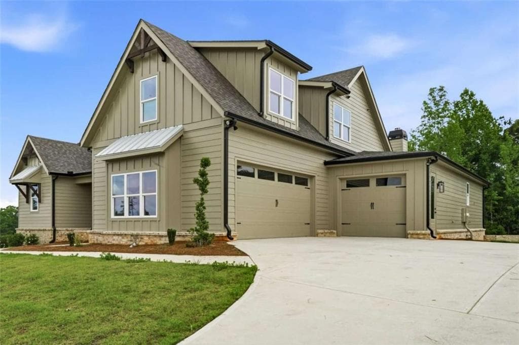 5 bedroom, 4 bathroom, 3,300 sq ft single family residence for sale at 119 Fernbank Way, Newnan, GA 30265 — photo 4