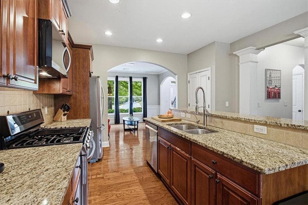 4 bedroom, 3 bathroom, 2,877 sq ft single family residence for sale at 6020 Fords Lake Court, Acworth, GA 30101 — photo 10